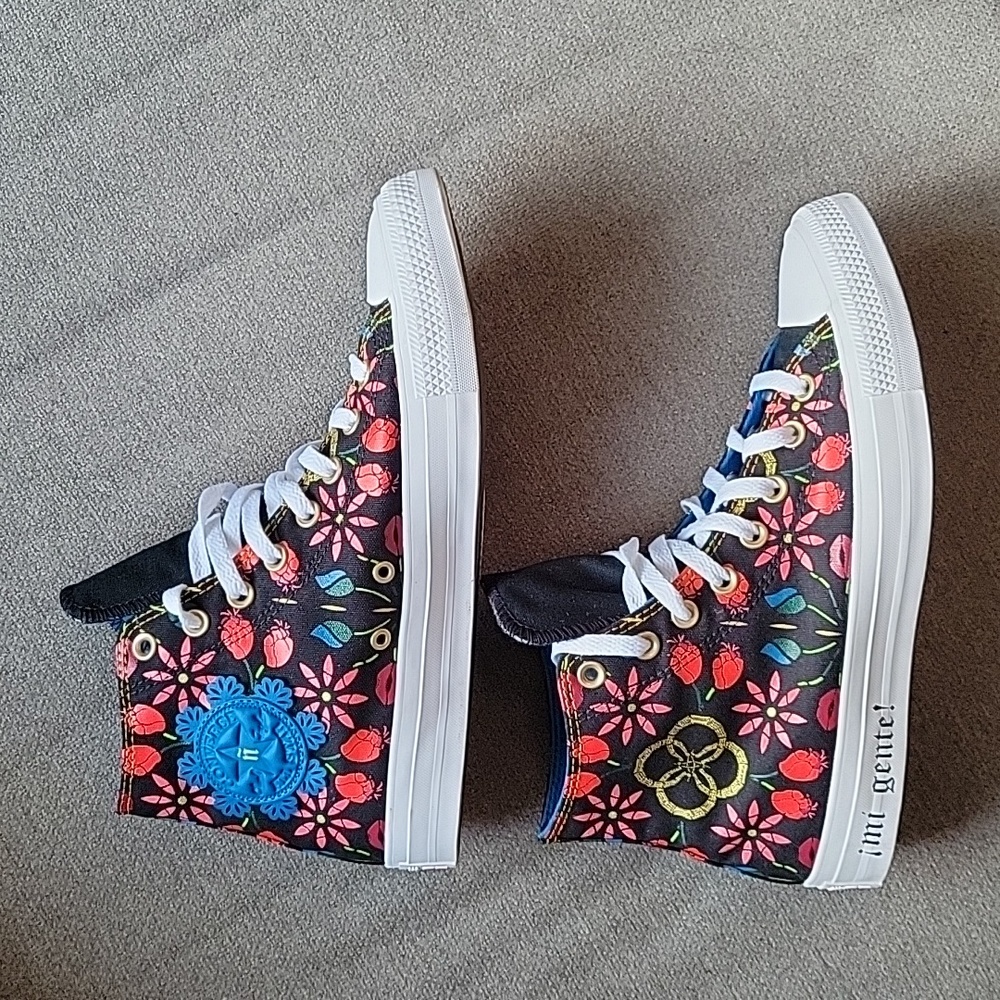 Converse Black Floral High-Top Sneakers - Picture 12 of 13